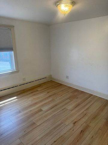 82 Calumet 2, Revere, MA 02151