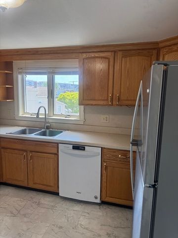 82 Calumet 2, Revere, MA 02151