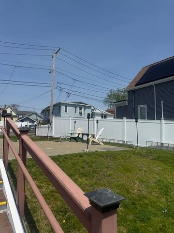 82 Calumet 2, Revere, MA 02151