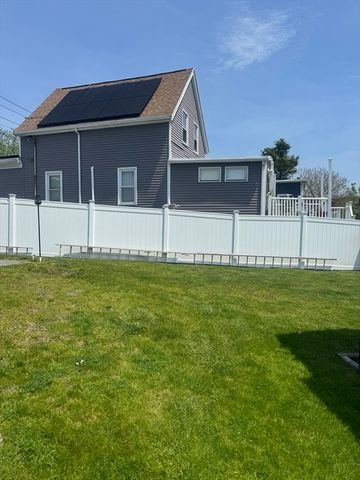 82 Calumet 2, Revere, MA 02151