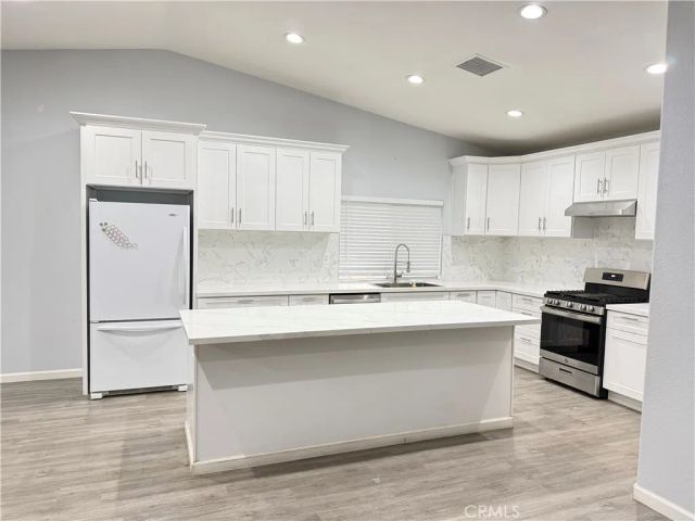 79250 Desert Stream Dr, La Quinta, CA 92253