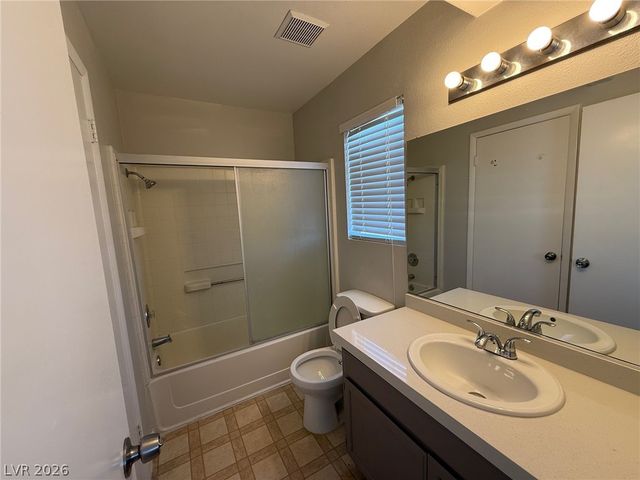 3308 Stacey Lyn Drive, Las Vegas, NV 89117