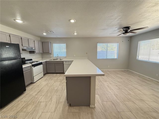 3308 Stacey Lyn Drive, Las Vegas, NV 89117
