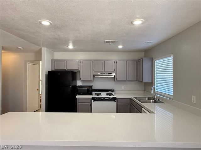 3308 Stacey Lyn Drive, Las Vegas, NV 89117