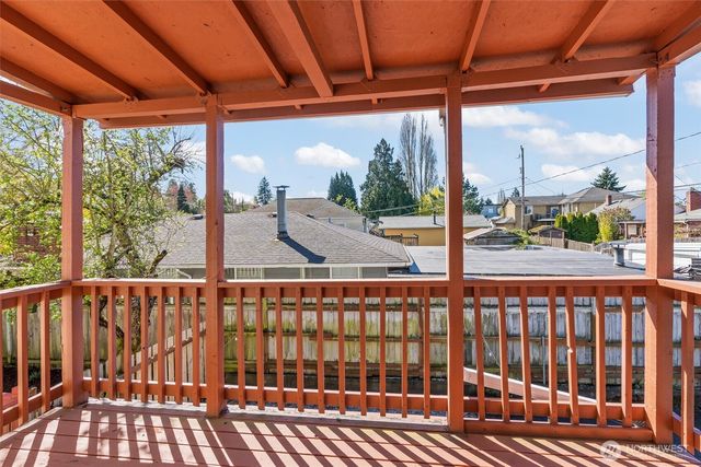 8109 15th Avenue SW, Seattle, WA 98106