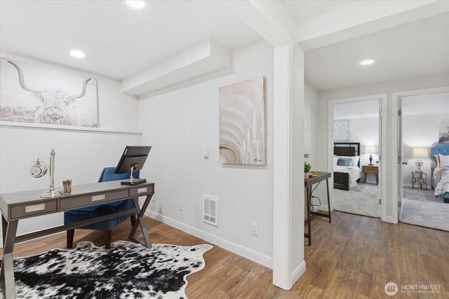 8109 15th Avenue SW, Seattle, WA 98106