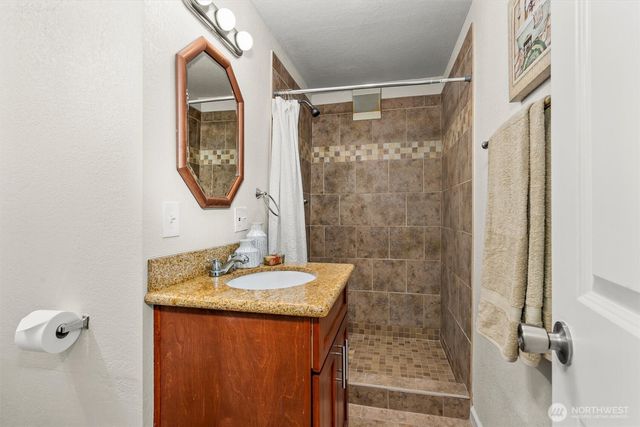 8109 15th Avenue SW, Seattle, WA 98106