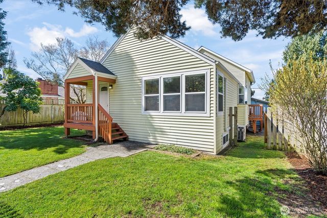 8109 15th Avenue SW, Seattle, WA 98106