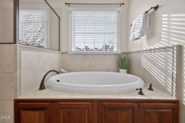 7437 Bleasdale Court, Apex, NC 27539