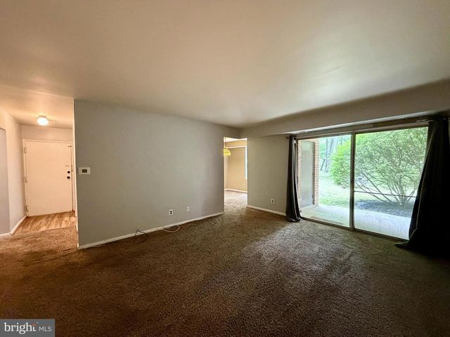 129-2 ECHELON RD, Voorhees, NJ 08043