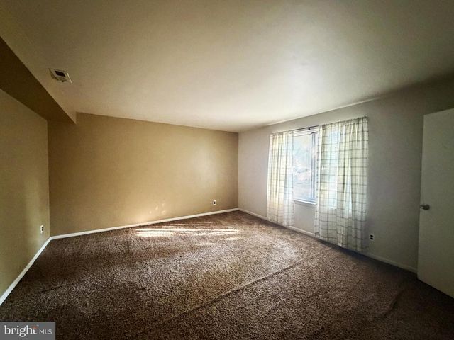 129-2 ECHELON RD, Voorhees, NJ 08043
