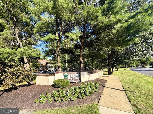 129-2 ECHELON RD, Voorhees, NJ 08043