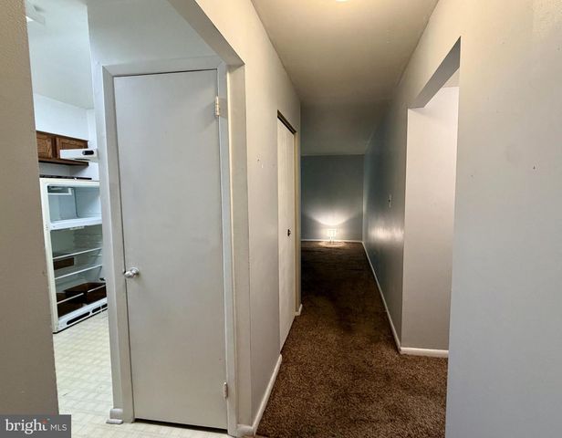 129-2 ECHELON RD, Voorhees, NJ 08043