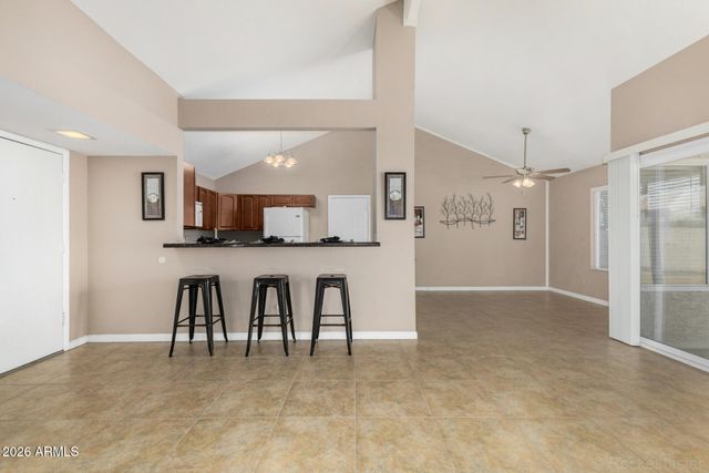 5240 W VOLTAIRE Drive, Glendale, AZ 85304