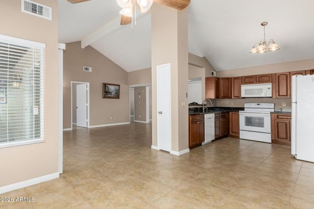 5240 W VOLTAIRE Drive, Glendale, AZ 85304