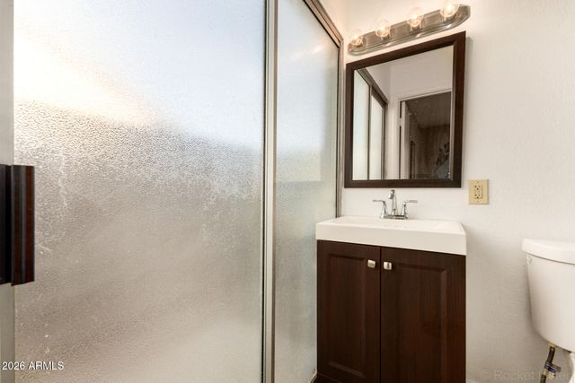 5240 W VOLTAIRE Drive, Glendale, AZ 85304