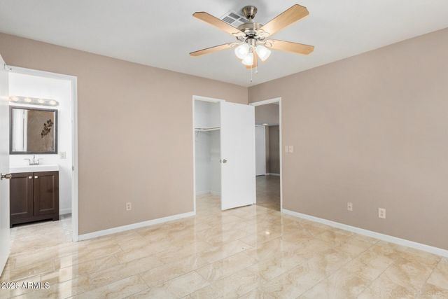 5240 W VOLTAIRE Drive, Glendale, AZ 85304