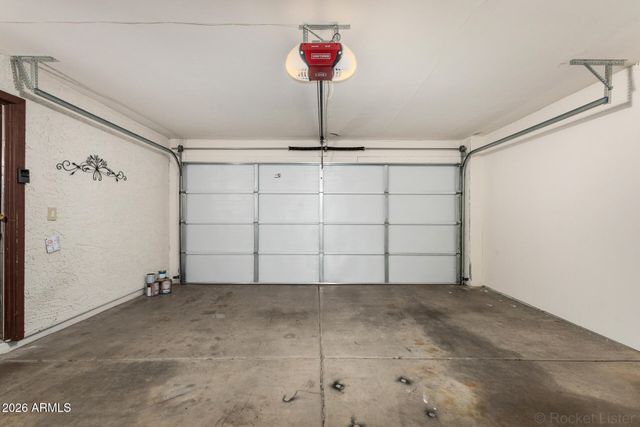 5240 W VOLTAIRE Drive, Glendale, AZ 85304