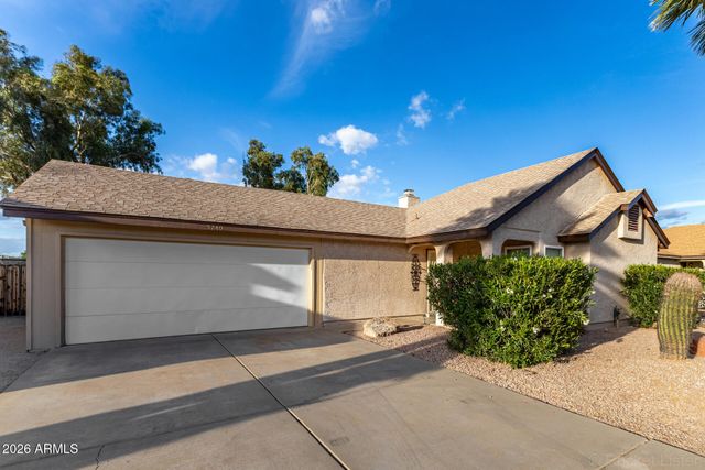 5240 W VOLTAIRE Drive, Glendale, AZ 85304