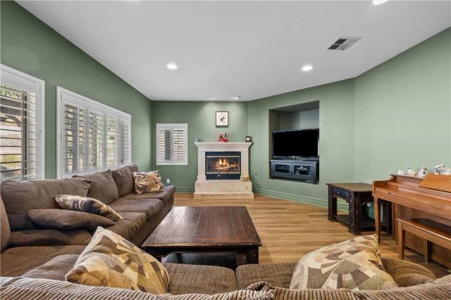 15355 Michael Crest Drive, Canyon Country, CA 91387