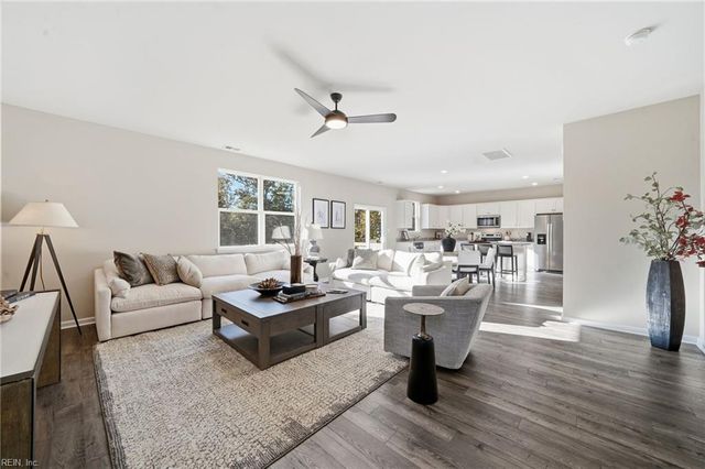 2141 Brians LN, Suffolk, VA 23434