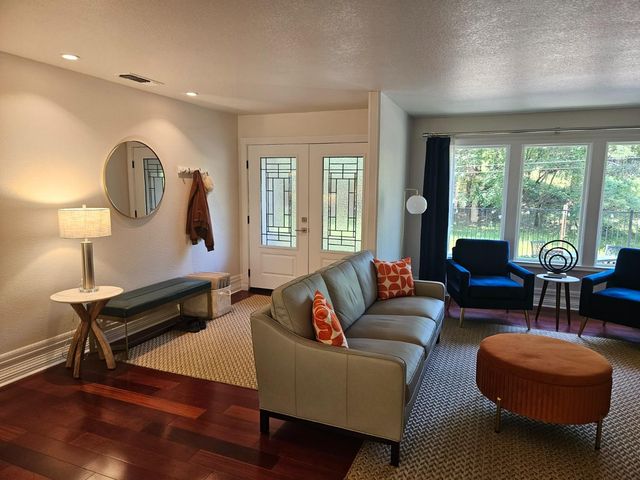 2911 Clay St, Placerville, CA 95667