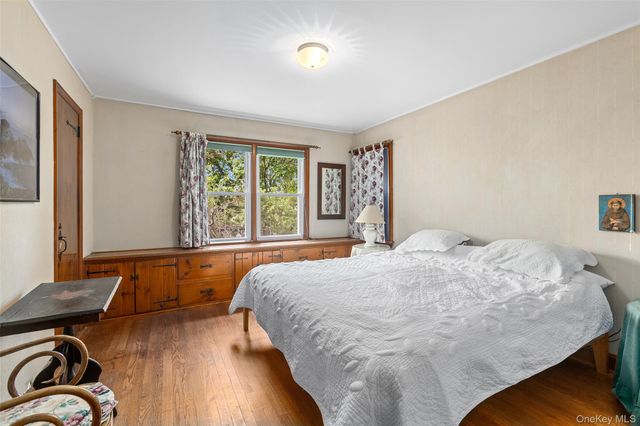516 N Lake Boulevard, Mahopac, NY 10541