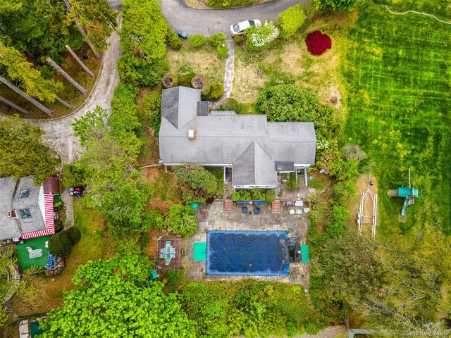 516 N Lake Boulevard, Mahopac, NY 10541