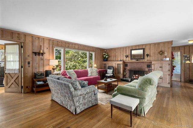 516 N Lake Boulevard, Mahopac, NY 10541