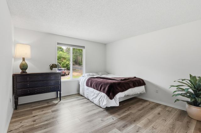 1424 W Bellwood Dr, Spokane, WA 99218