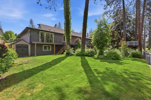 1424 W Bellwood Dr, Spokane, WA 99218