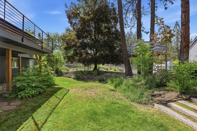1424 W Bellwood Dr, Spokane, WA 99218