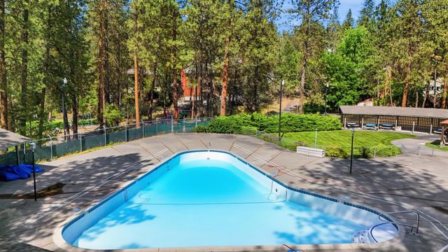 1424 W Bellwood Dr, Spokane, WA 99218