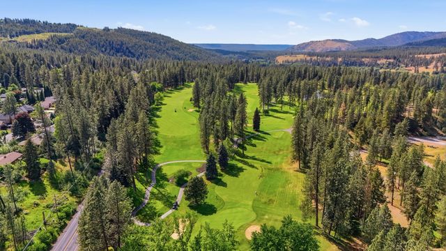 1424 W Bellwood Dr, Spokane, WA 99218