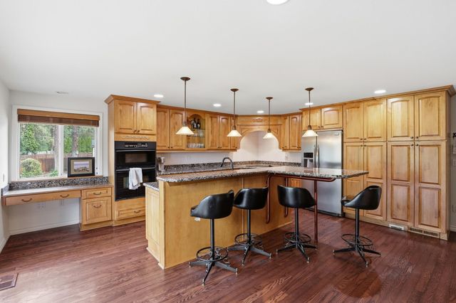 1424 W Bellwood Dr, Spokane, WA 99218