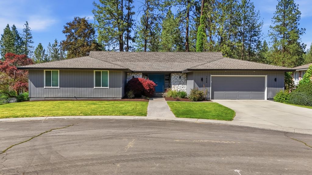 1424 W Bellwood Dr, Spokane, WA 99218