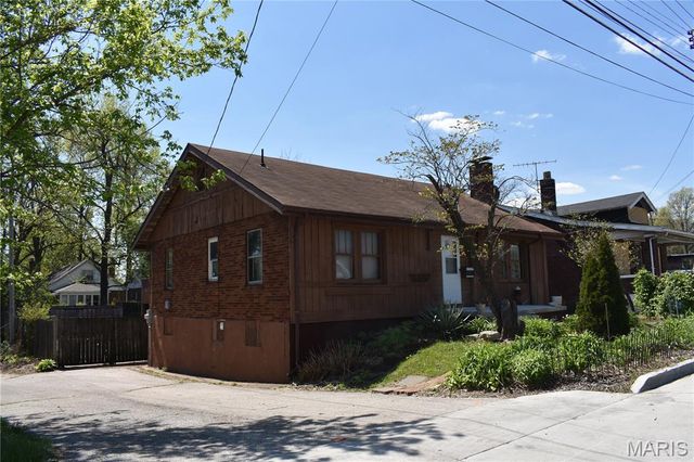 8220 Page Avenue, St Louis, MO 63130