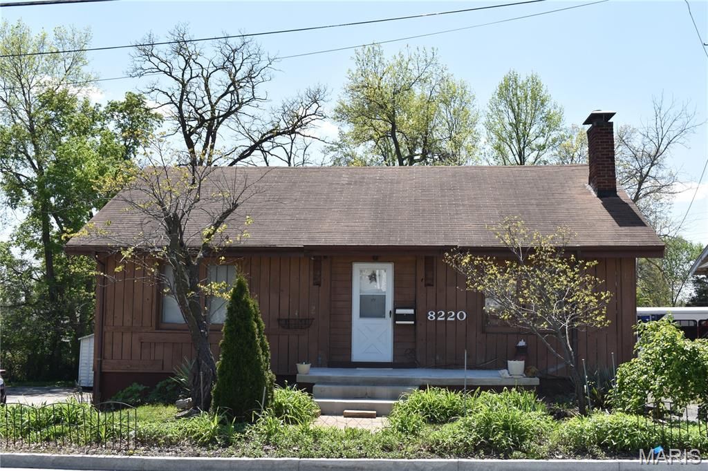 8220 Page Avenue, St Louis, MO 63130