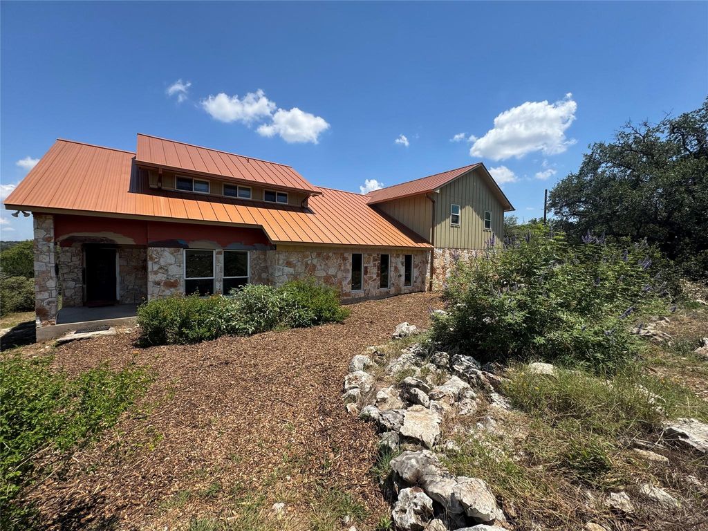 3633 Outback TRL, Spicewood, TX 78669