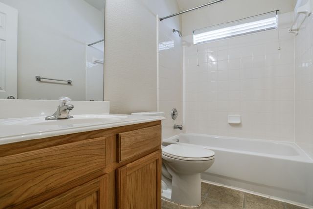 221 Hilltop Drive, Anna, TX 75409