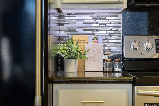 1415 Victoria Street 908, Honolulu, HI 96822