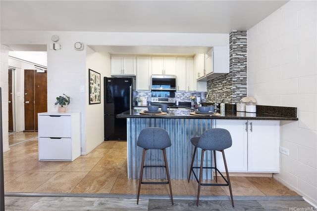 1415 Victoria Street 908, Honolulu, HI 96822