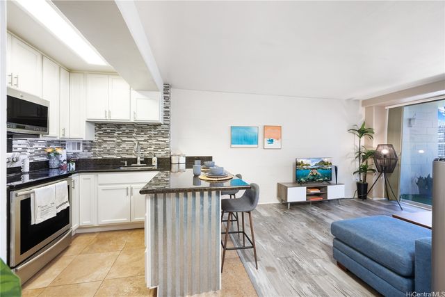 1415 Victoria Street 908, Honolulu, HI 96822