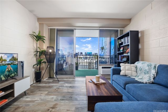 1415 Victoria Street 908, Honolulu, HI 96822