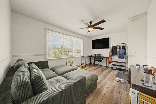 5200 S Lorel Avenue, Chicago, IL 60638