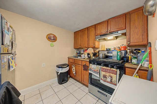 5200 S Lorel Avenue, Chicago, IL 60638