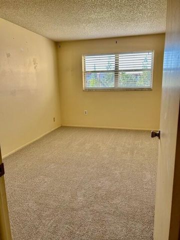 7960 Sunrise Lakes Drive N 205, Sunrise, FL 33322