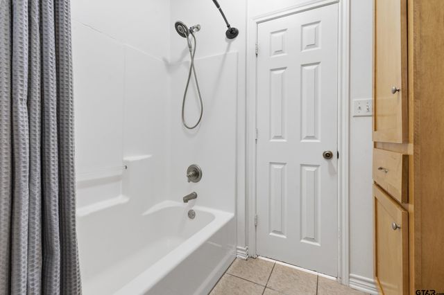 1676 NW CR 1030, Mt Vernon, TX 75457