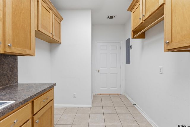 1676 NW CR 1030, Mt Vernon, TX 75457