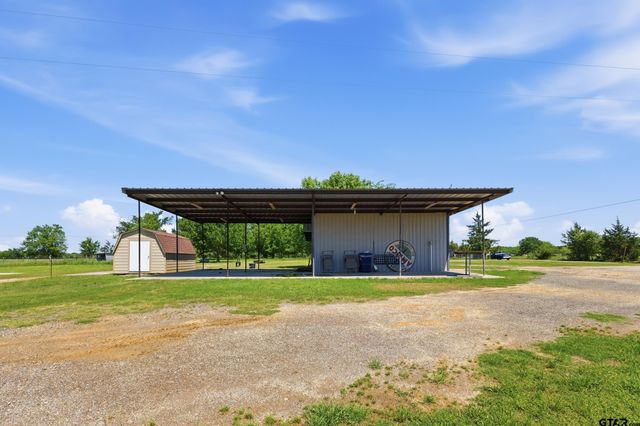 1676 NW CR 1030, Mt Vernon, TX 75457